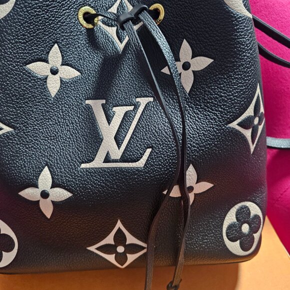 Louis Vouitton NéoNoé MM bag - Picture 4 of 9